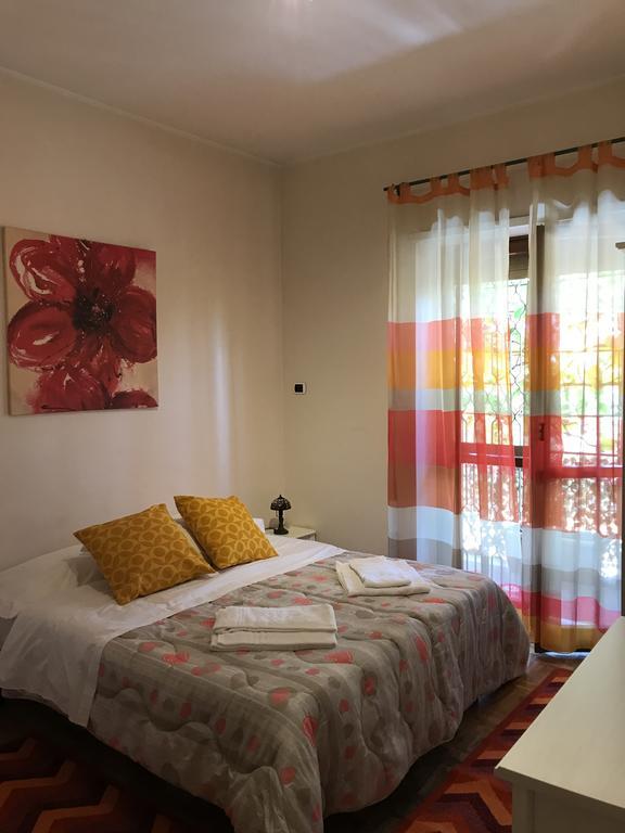 ローマ La Fontana Di Carlotta Bed & Breakfast エクステリア 写真